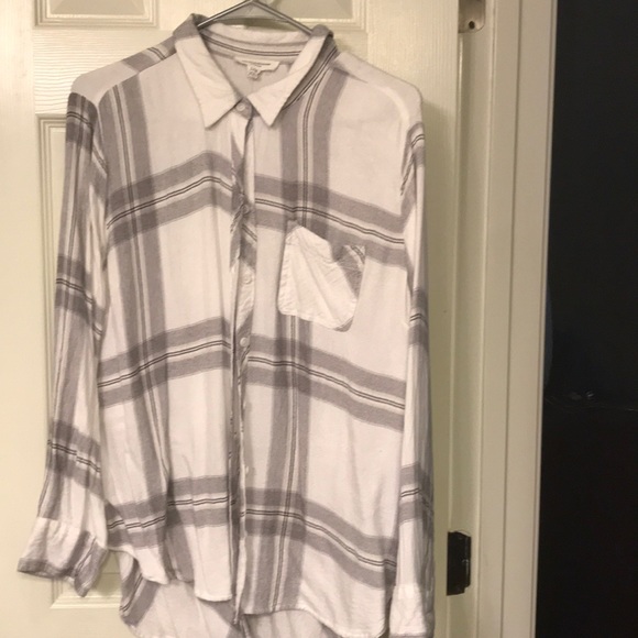 Long sleeved flannel - Picture 2 of 5